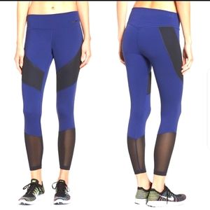 New Nike Legendary Mid Rise training leggings
